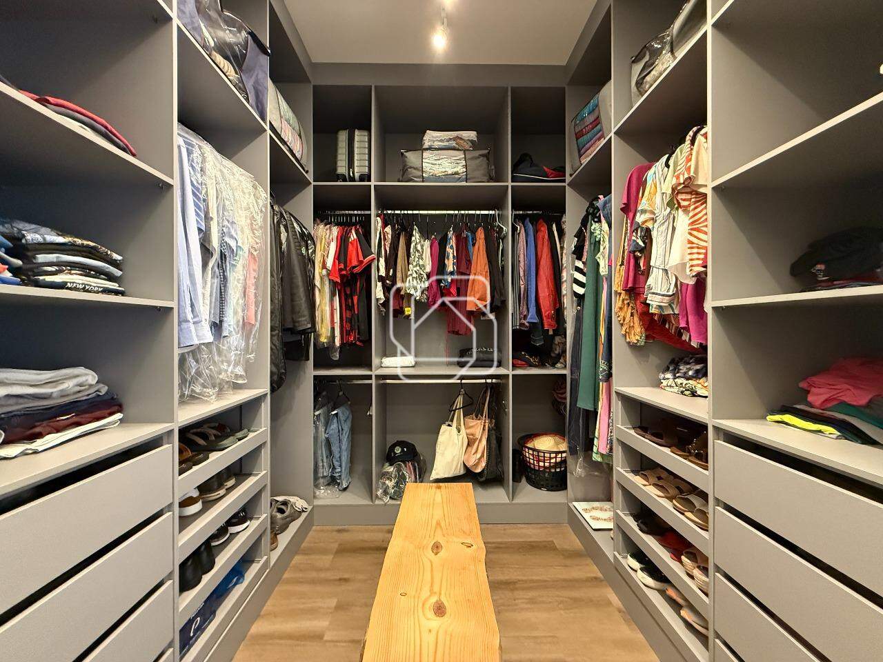 Casa de Condomínio à venda em Indaiatuba - SP - Condomínio Terra Magna: Closet