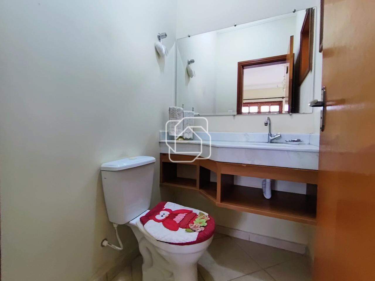 Casa de Condomínio para aluguel em Itu - SP - Portal da Vila Rica : Lavabo