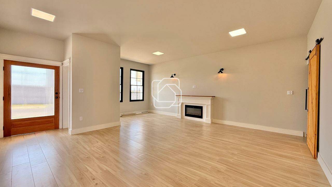 Casa de Condomínio à venda em Indaiatuba - SP - Jardim Residencial Dona Maria Cândida: Sala de estar