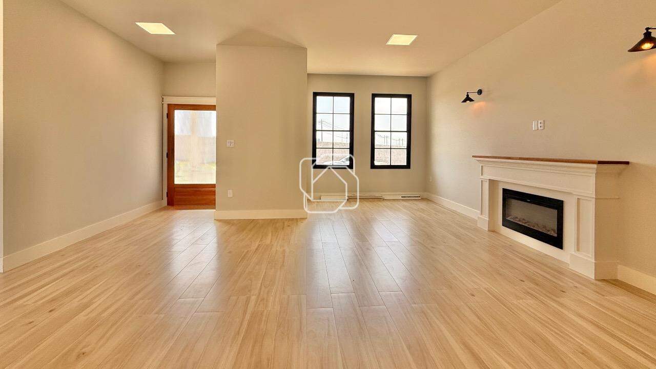 Casa de Condomínio à venda em Indaiatuba - SP - Jardim Residencial Dona Maria Cândida: Sala de estar