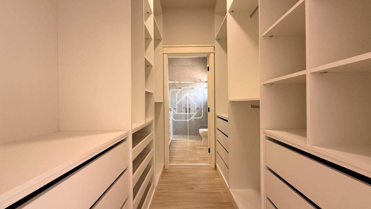 Casa de Condomínio à venda em Indaiatuba - SP - Jardim Residencial Dona Maria Cândida: Closet