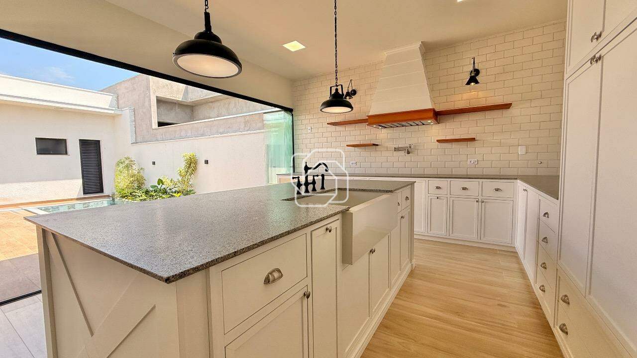 Casa de Condomínio à venda em Indaiatuba - SP - Jardim Residencial Dona Maria Cândida: Cozinha