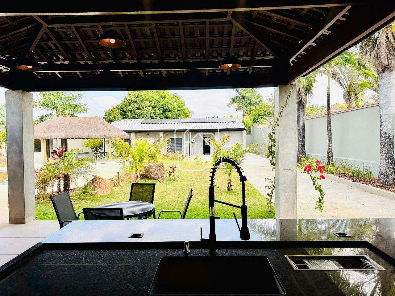 Casa de Condomínio para aluguel em Itu - SP - Parque Village Castelo: