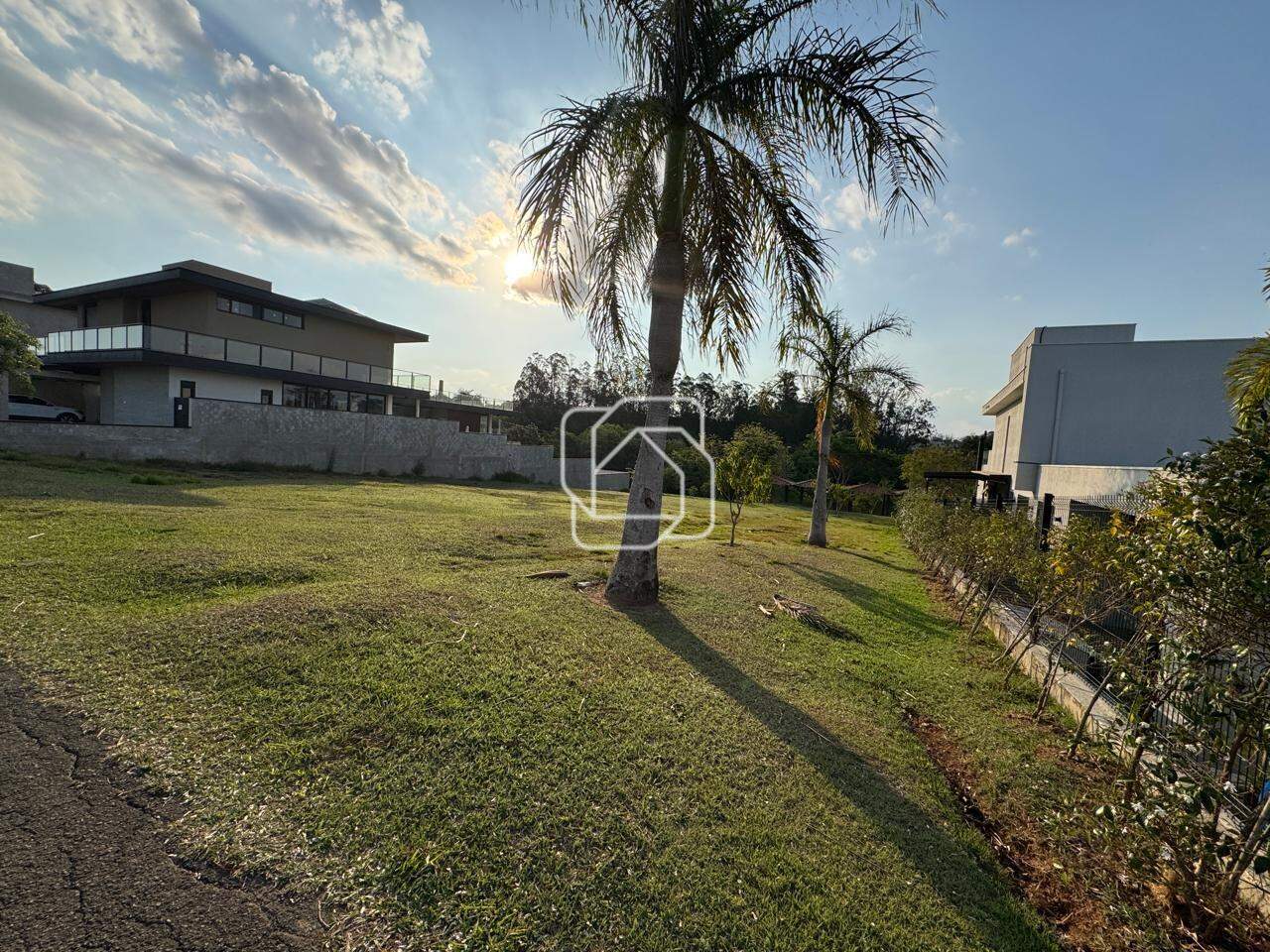 Terreno à venda em Salto - SP - Condomínio Fazenda Palmeiras Imperiais: