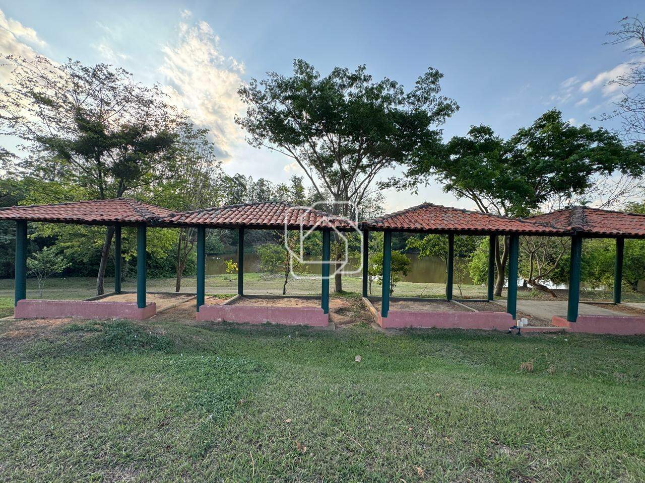 Terreno à venda em Salto - SP - Condomínio Fazenda Palmeiras Imperiais: