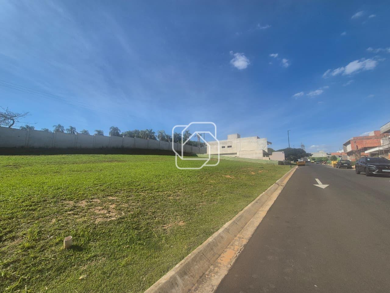 Terreno à venda em Indaiatuba - SP - Jardim Villa Sapezal: Visão geral do terreno