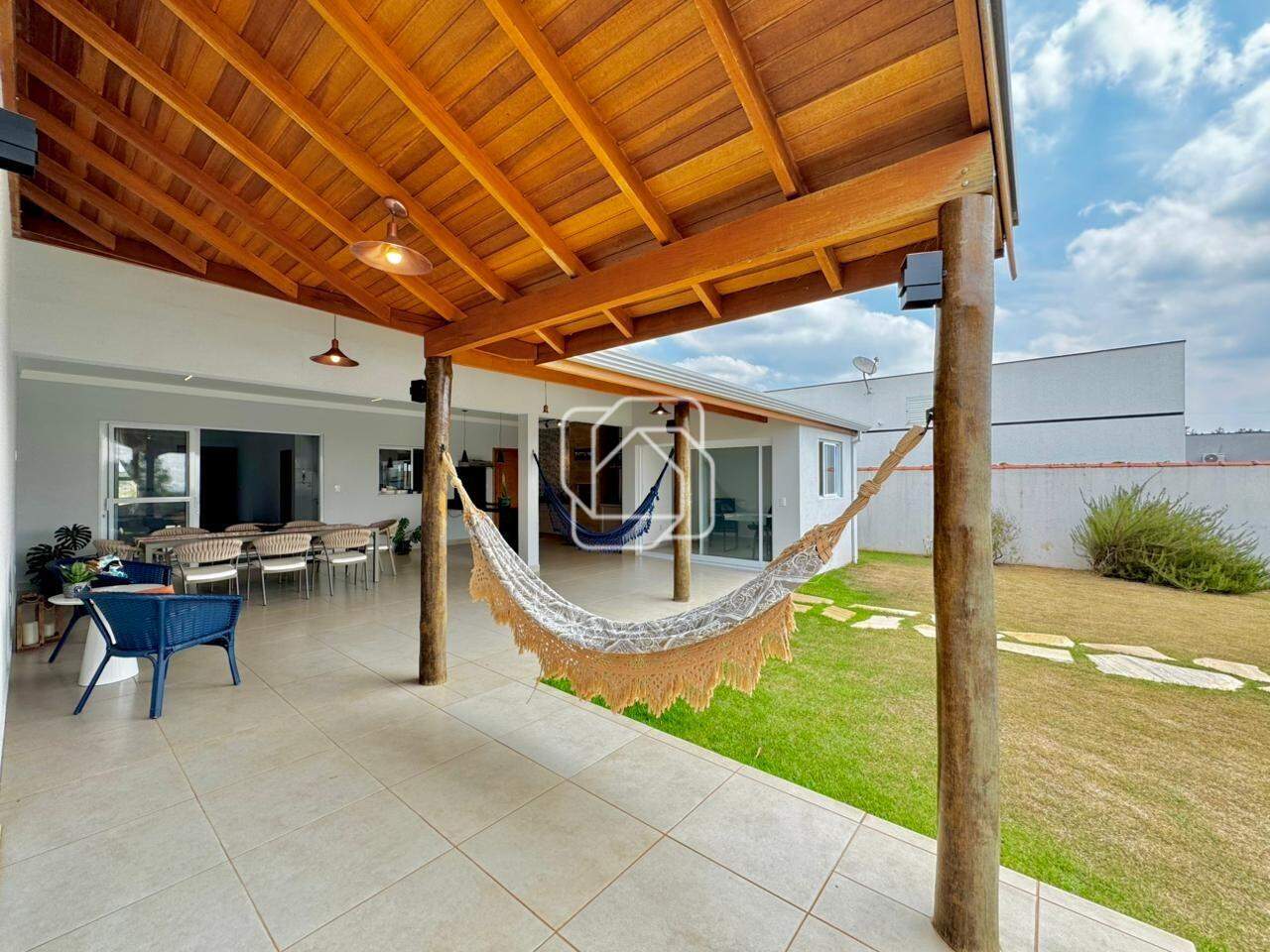 Casa de Condomínio à venda em Salto - SP - Condomínio Fazenda Palmeiras Imperiais: 