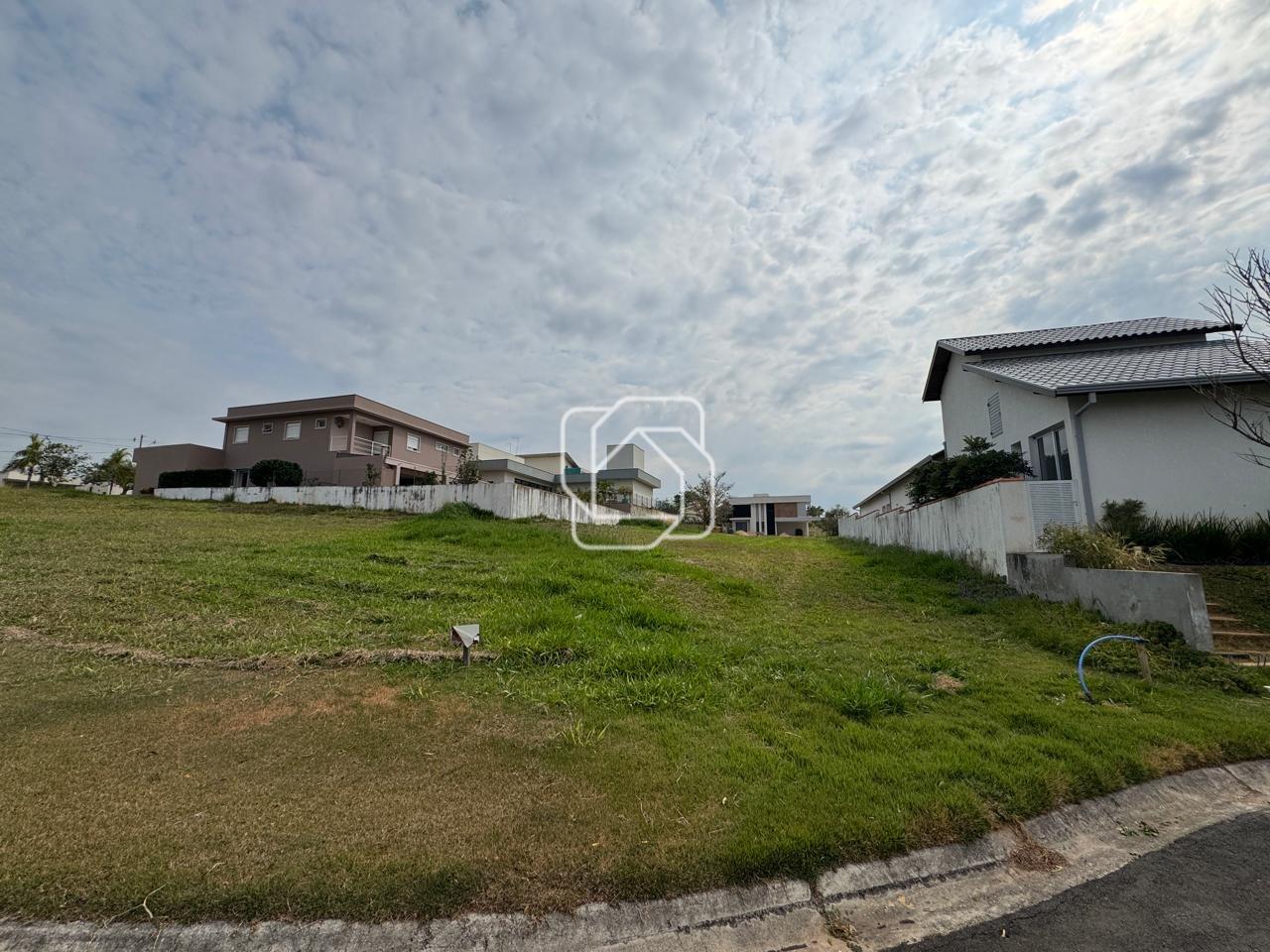 Terreno à venda em Itu - SP - Condomínio Fechado Bothanica Itu: