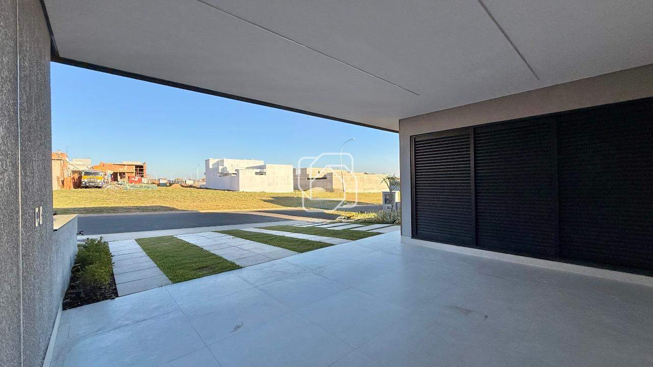 Casa de Condomínio à venda em Indaiatuba - SP - Jardim Residencial Dona Maria Cândida: Garagem