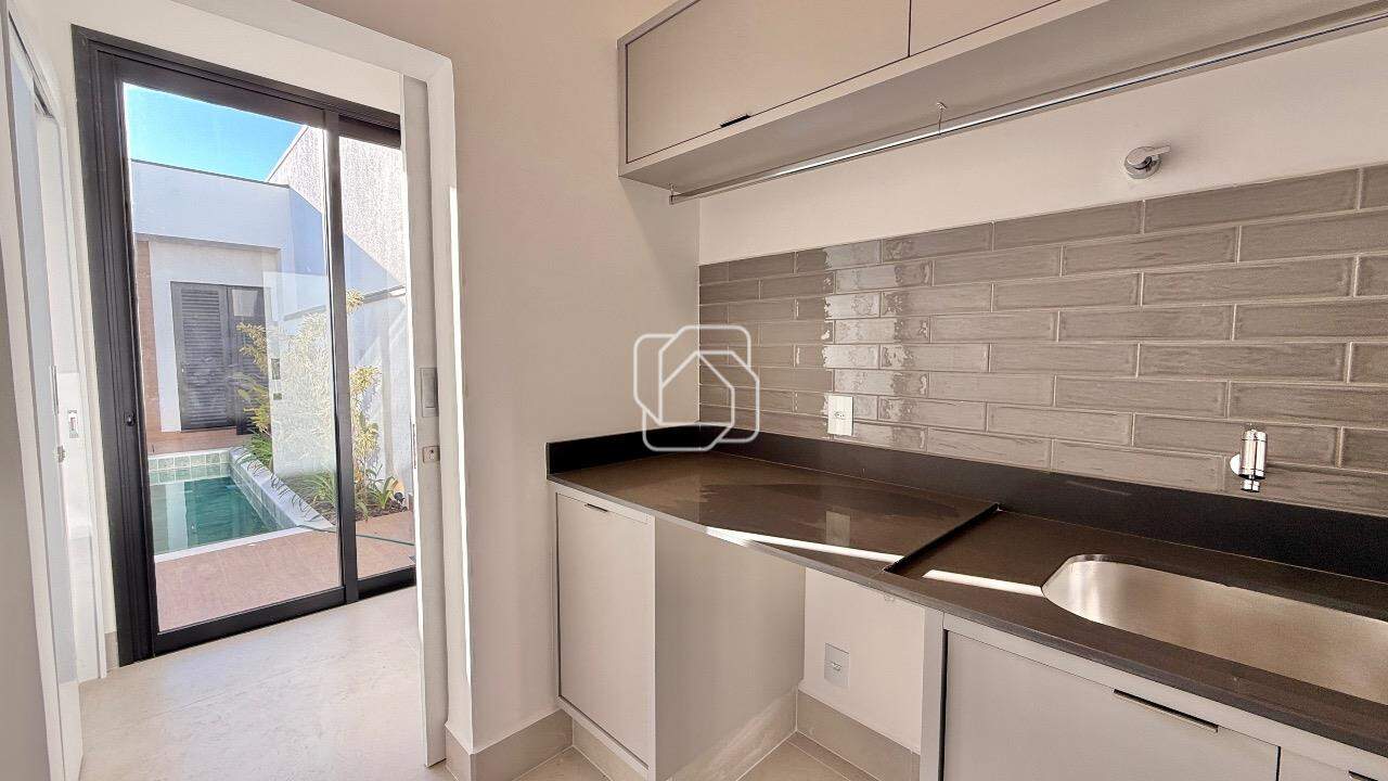 Casa de Condomínio à venda em Indaiatuba - SP - Jardim Residencial Dona Maria Cândida: Lavanderia
