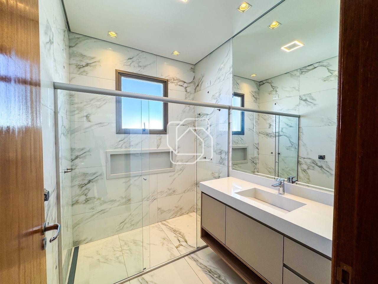 Casa de Condomínio para aluguel em Itu - SP - Condomínio Xapada Parque Ytu: Banheiro