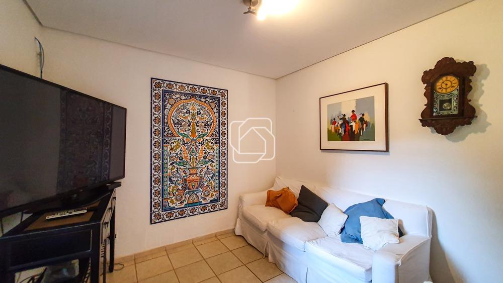 Casa de Condomínio para aluguel em Indaiatuba - SP - Helvetia Polo Country: Sala de TV