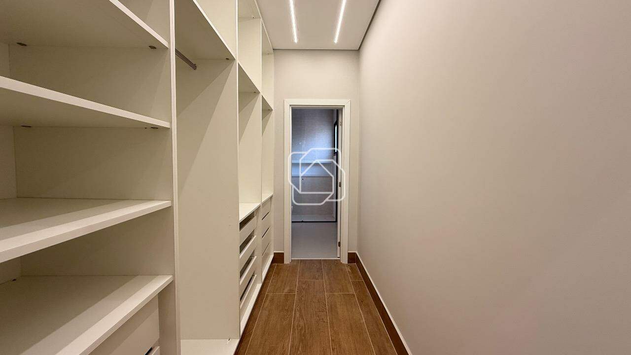 Casa de Condomínio à venda em Indaiatuba - SP - Residencial Milano: Closet