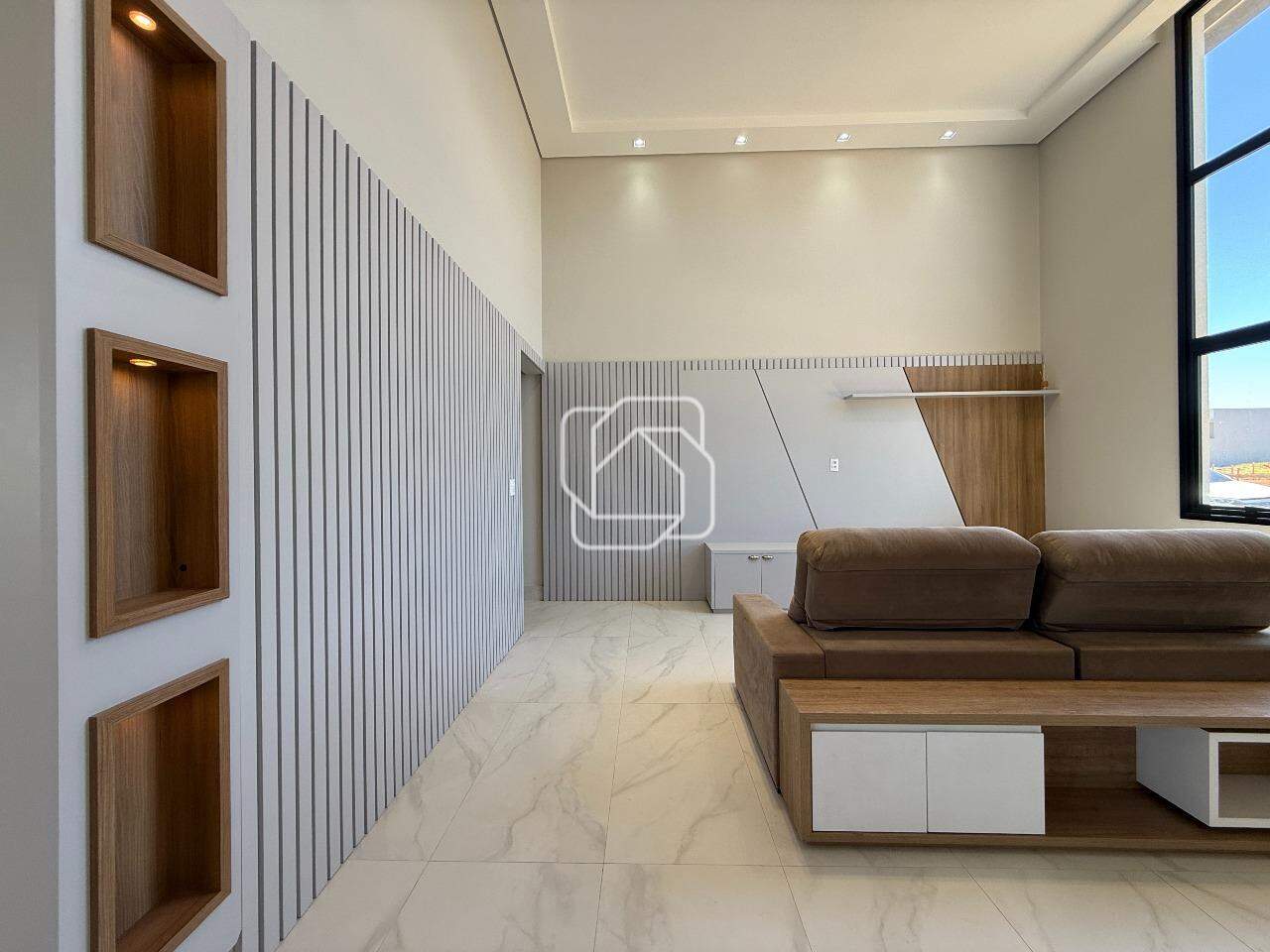 Casa de Condomínio à venda em Indaiatuba - SP - Jardim Residencial Dona Maria Cândida: Sala de estar