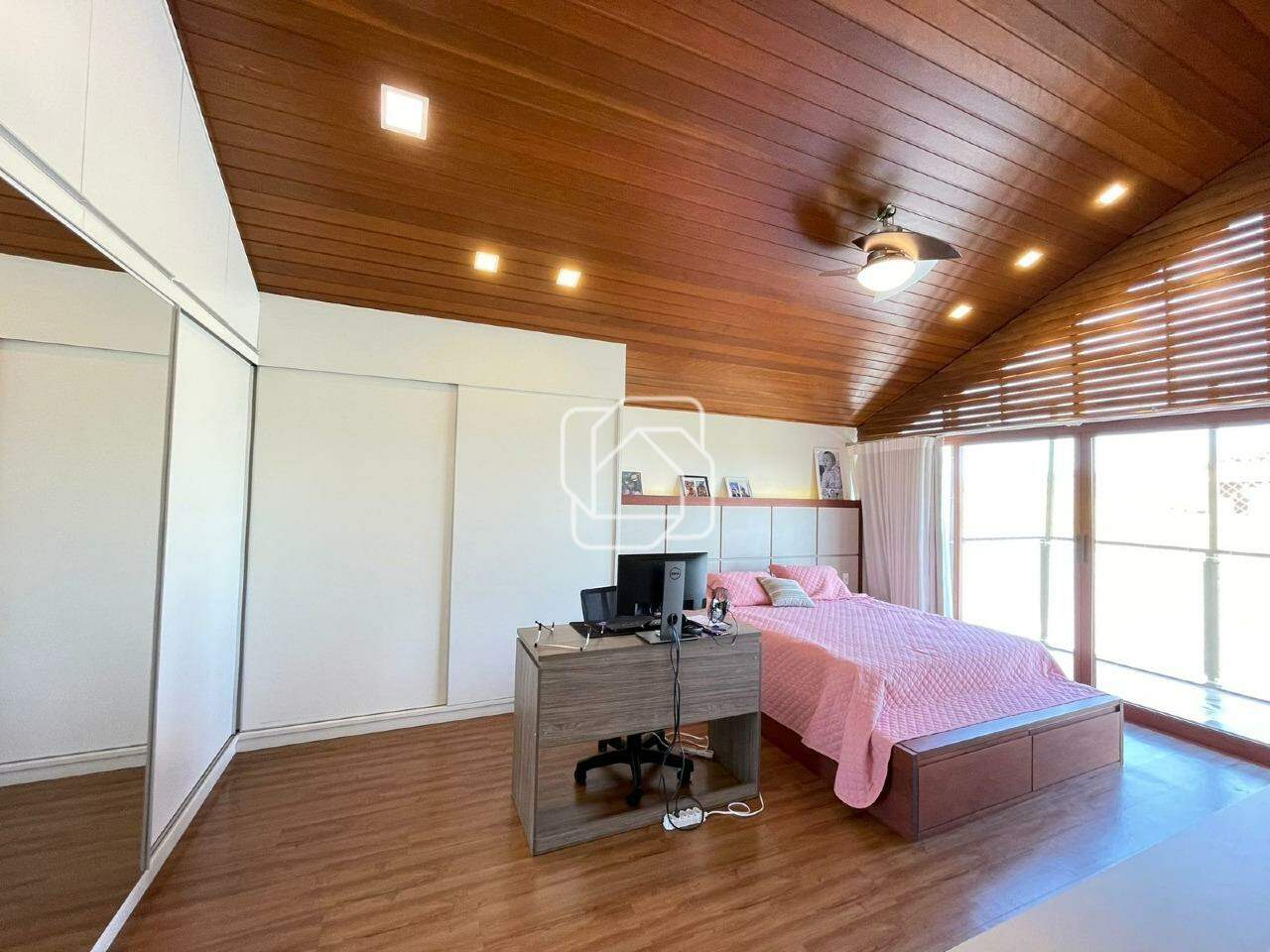 Casa de Condomínio à venda em Indaiatuba - SP - Jardim Residencial Alto de Itaici: Dormitório