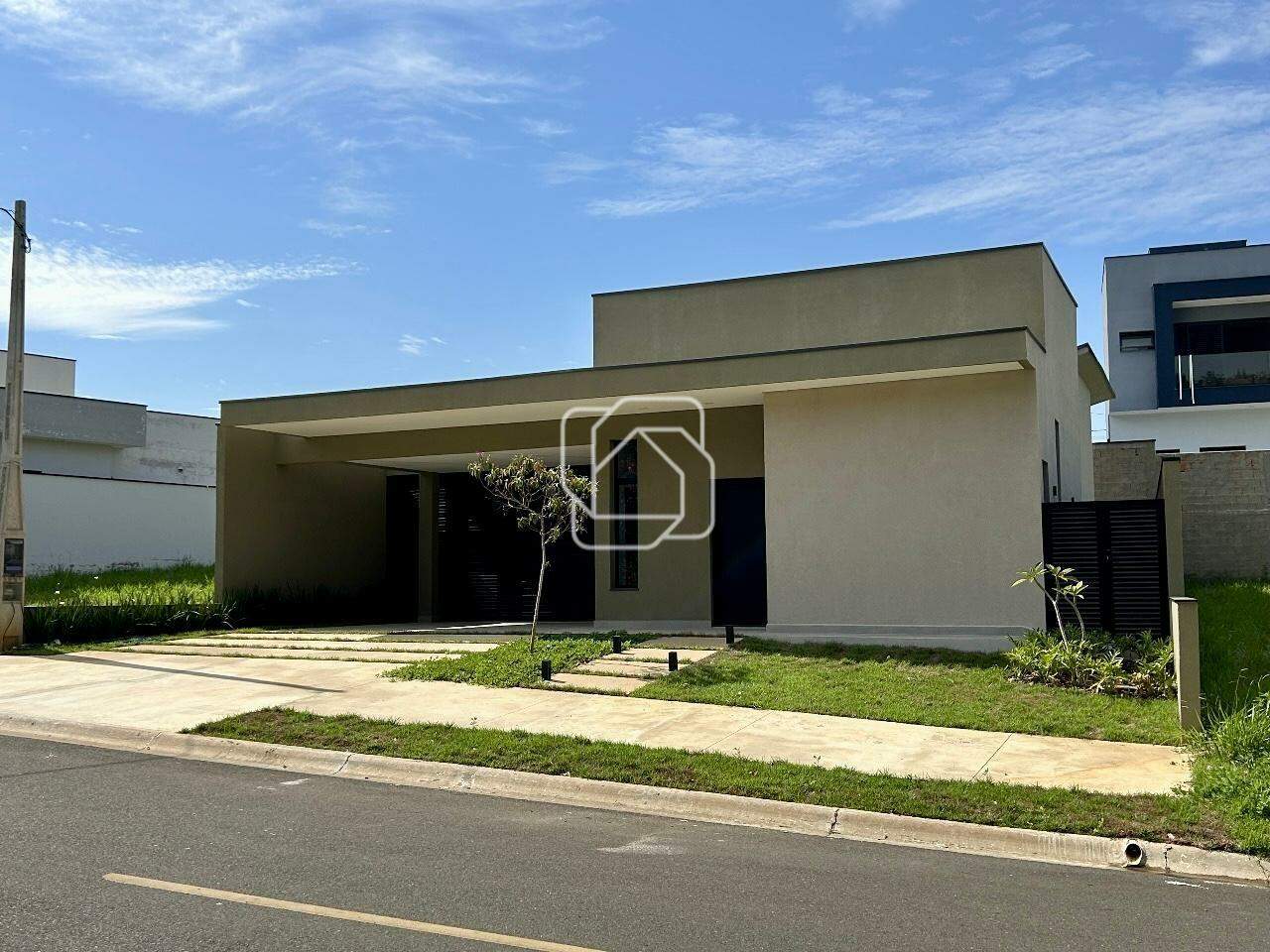 Casa de Condomínio para aluguel em Salto - SP - Residencial Lagos D’Icaraí: 
