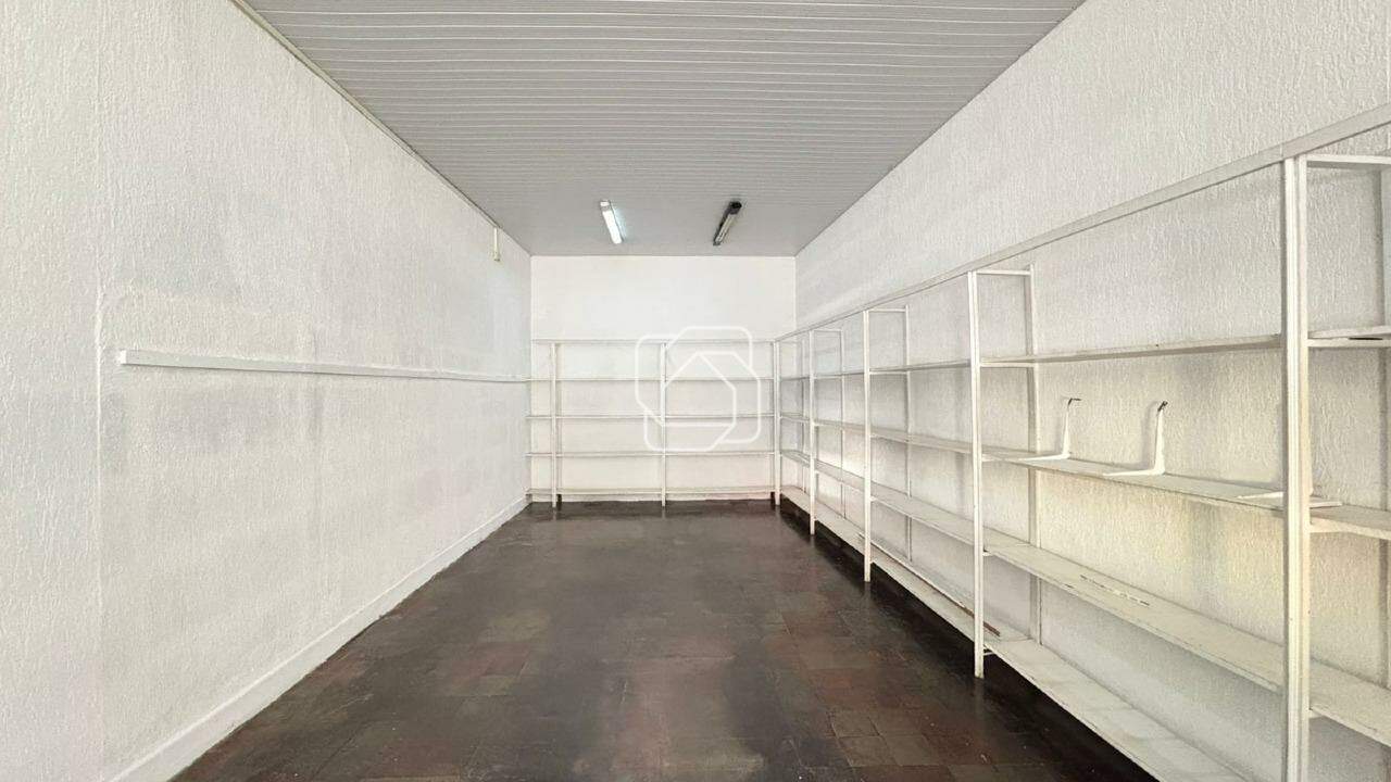 Salão e Lojas para aluguel em Itu - SP - Centro: