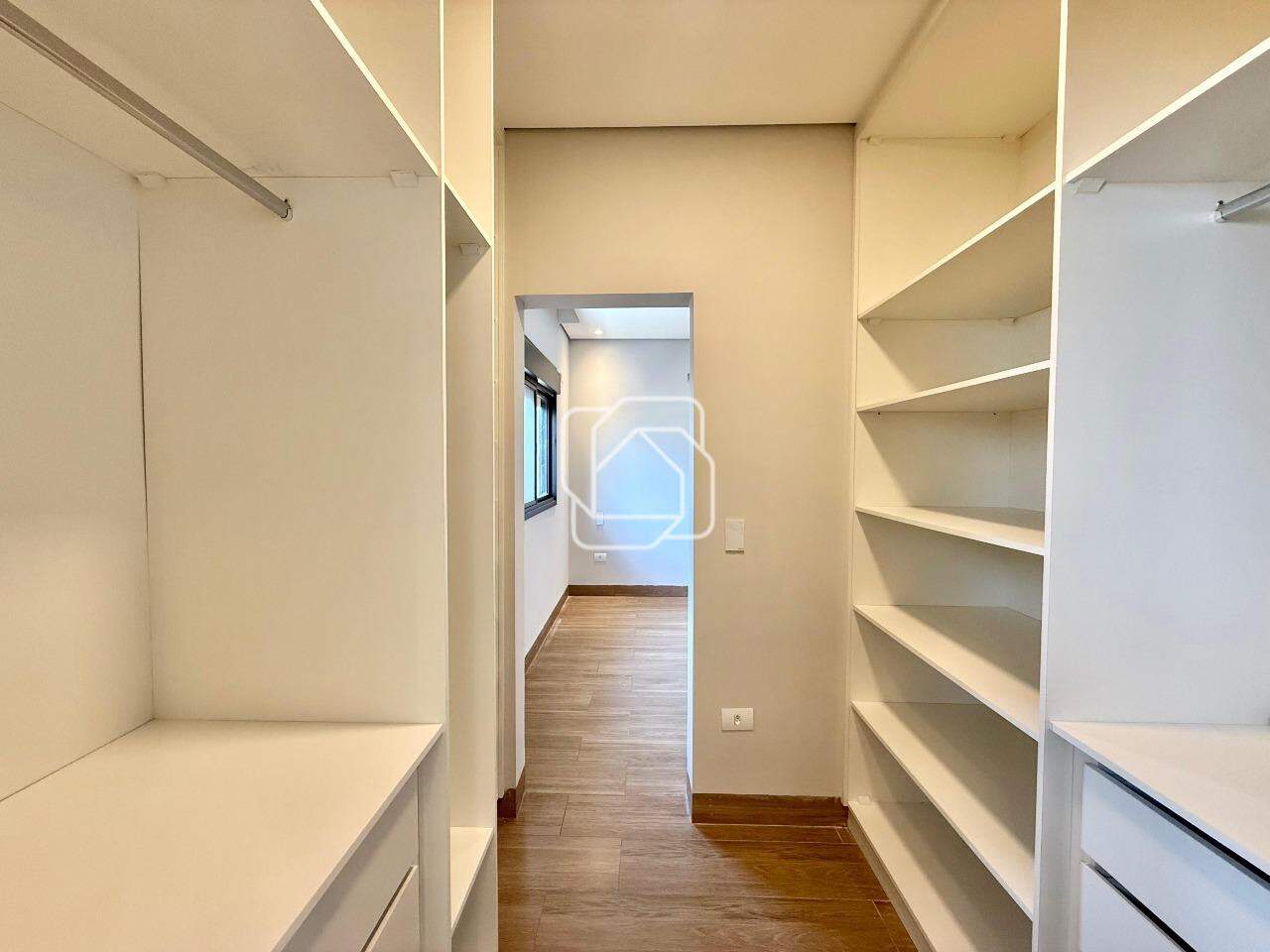 Casa de Condomínio à venda em Itu - SP - Condomínio Gardenville: Closet