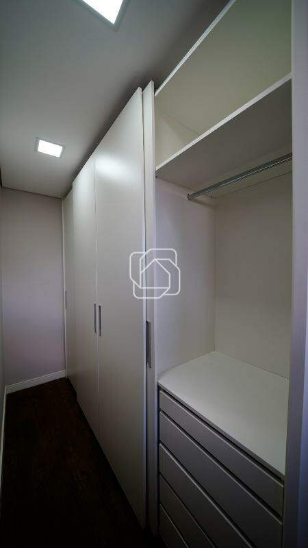 Casa de Condomínio à venda em Indaiatuba - SP - Vila Residencial Green Park: Closet