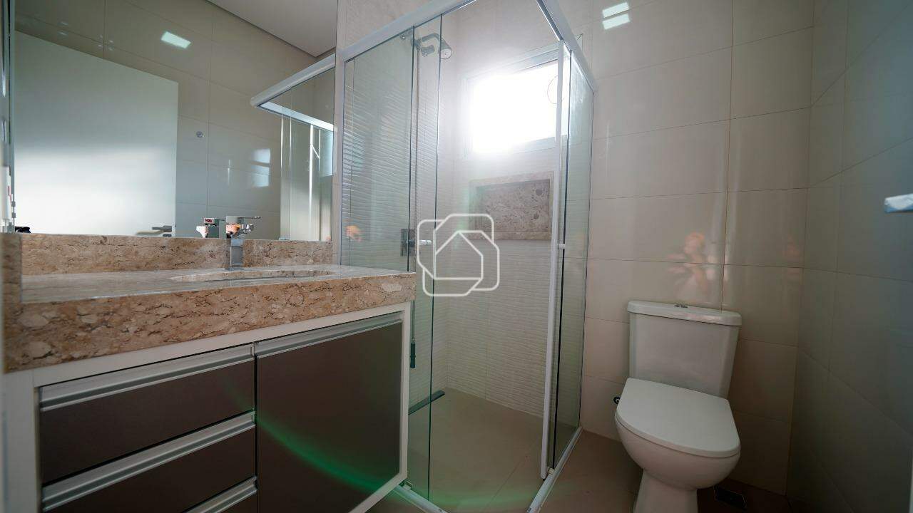 Casa de Condomínio à venda em Indaiatuba - SP - Vila Residencial Green Park: Banheiro