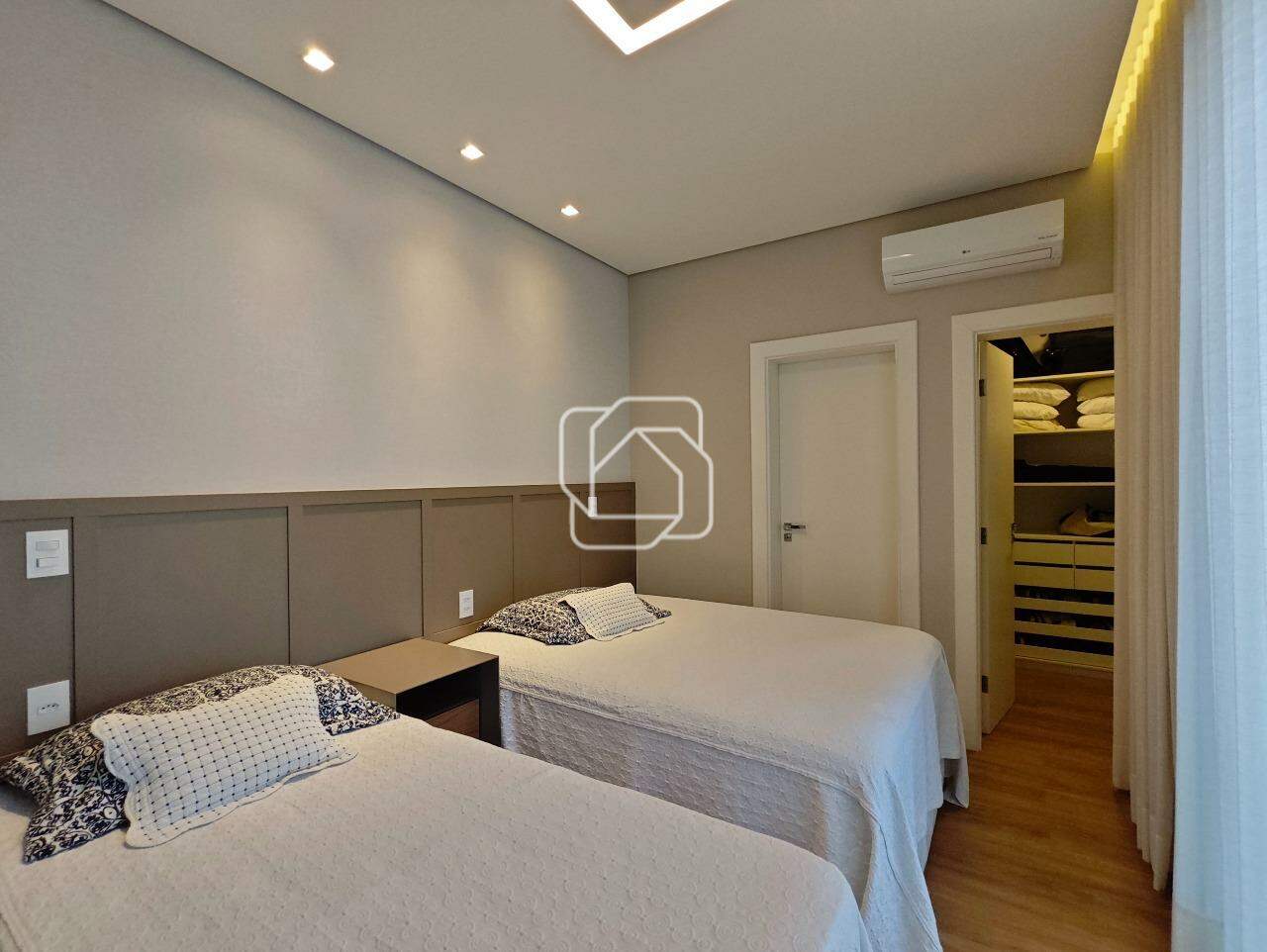 Casa de Condomínio à venda em Indaiatuba - SP - Jardim Residencial Santa Clara: Dormitório