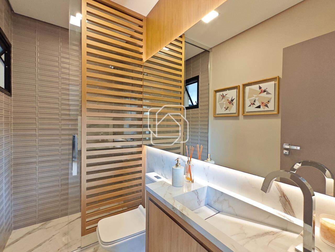 Casa de Condomínio à venda em Indaiatuba - SP - Jardim Residencial Santa Clara: Banheiro