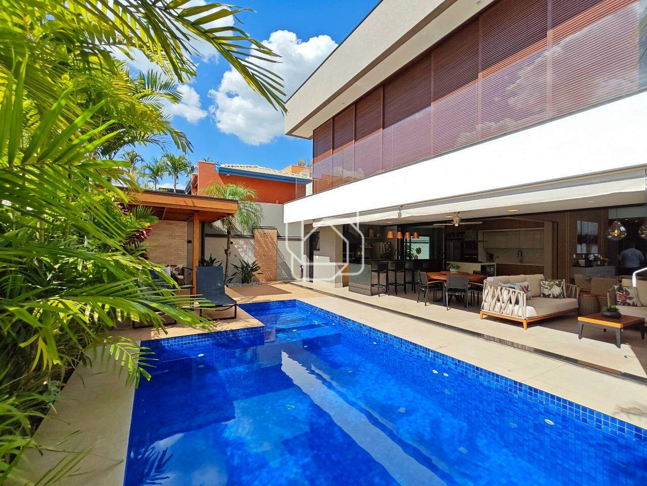 Casa de Condomínio à venda em Indaiatuba - SP - Jardim Residencial Santa Clara: Área da piscina