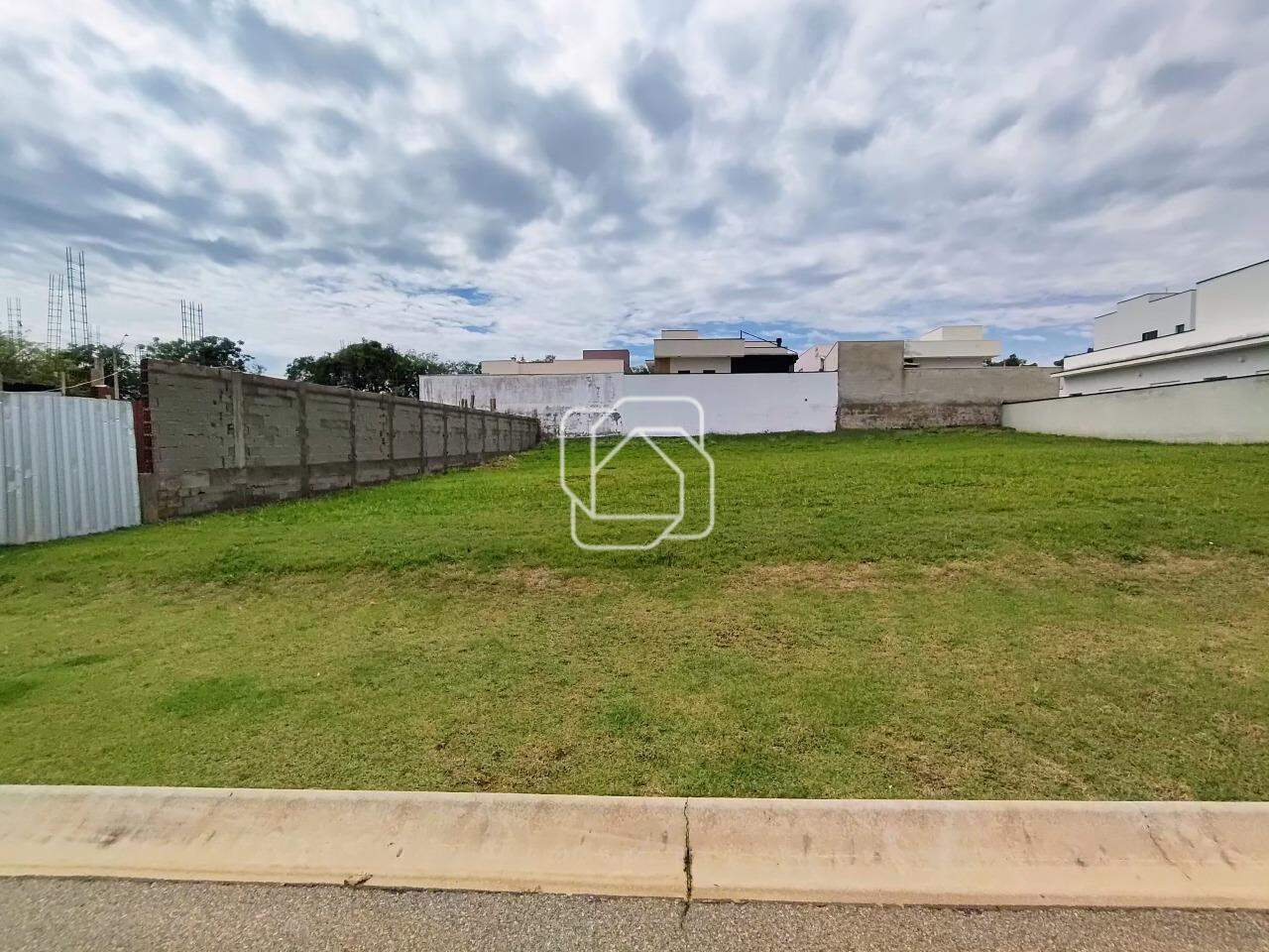 Terreno à venda em Itu - SP - Condomínio UNA: 