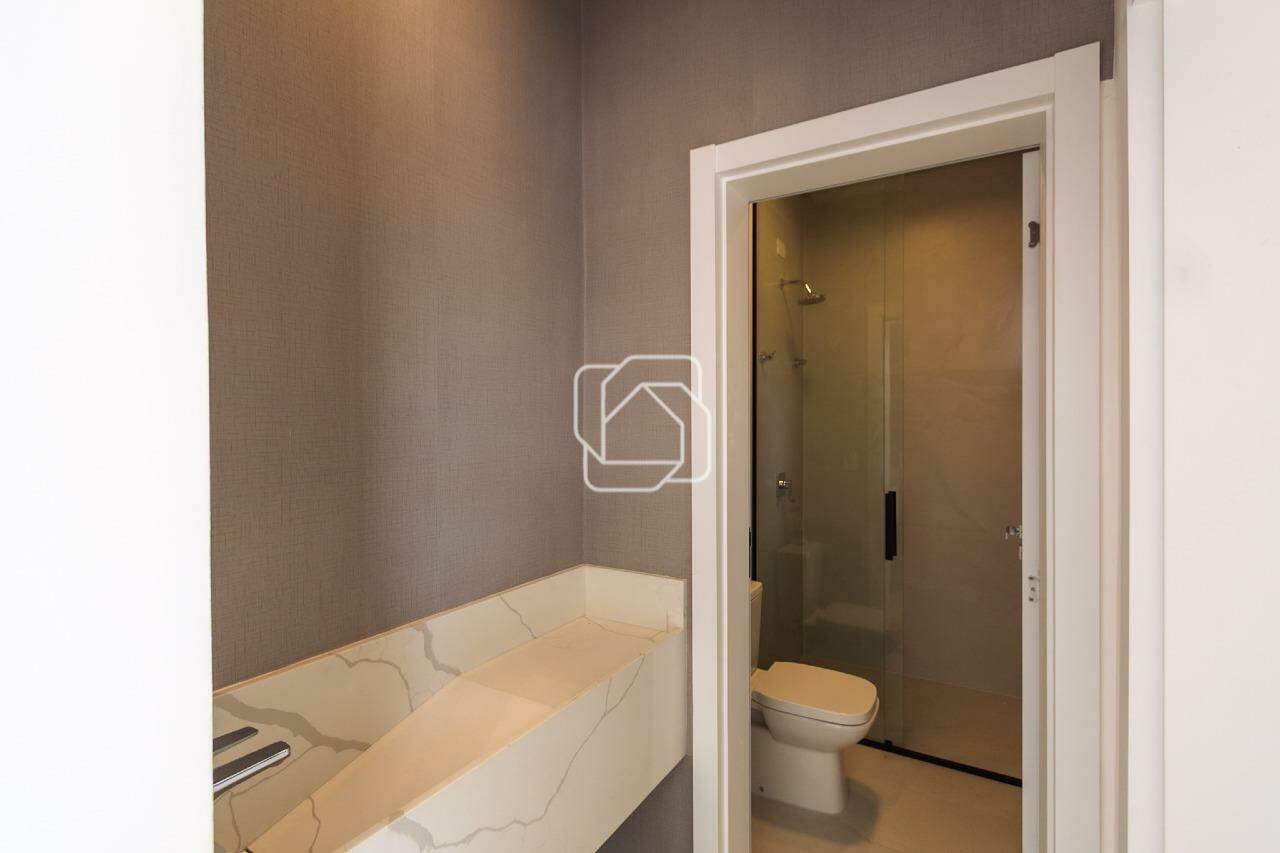 Casa de Condomínio à venda em Indaiatuba - SP - Jardim Villa Sapezal: Banheiro