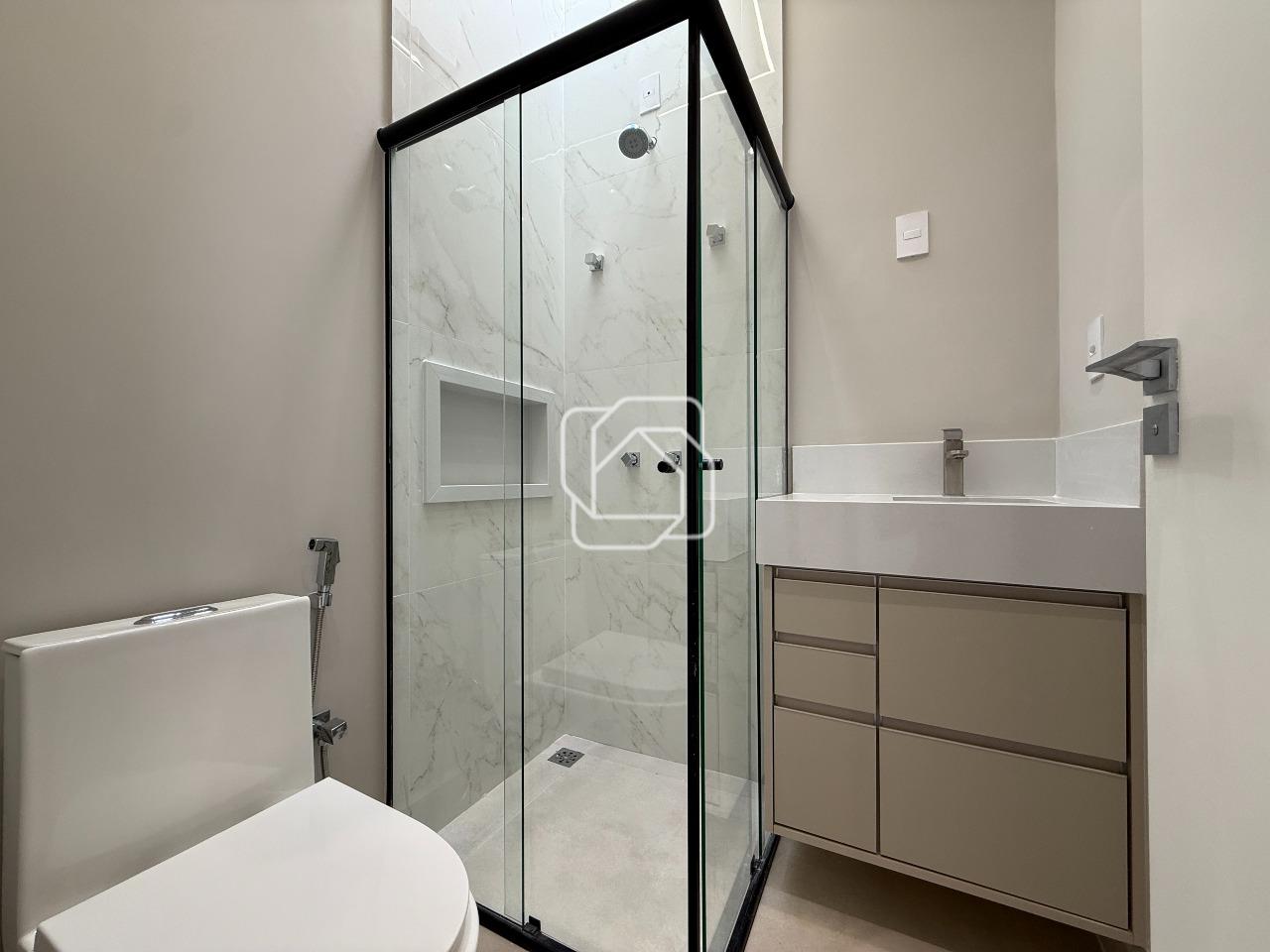 Casa de Condomínio à venda em Indaiatuba - SP - Residencial London Park: Banheiro