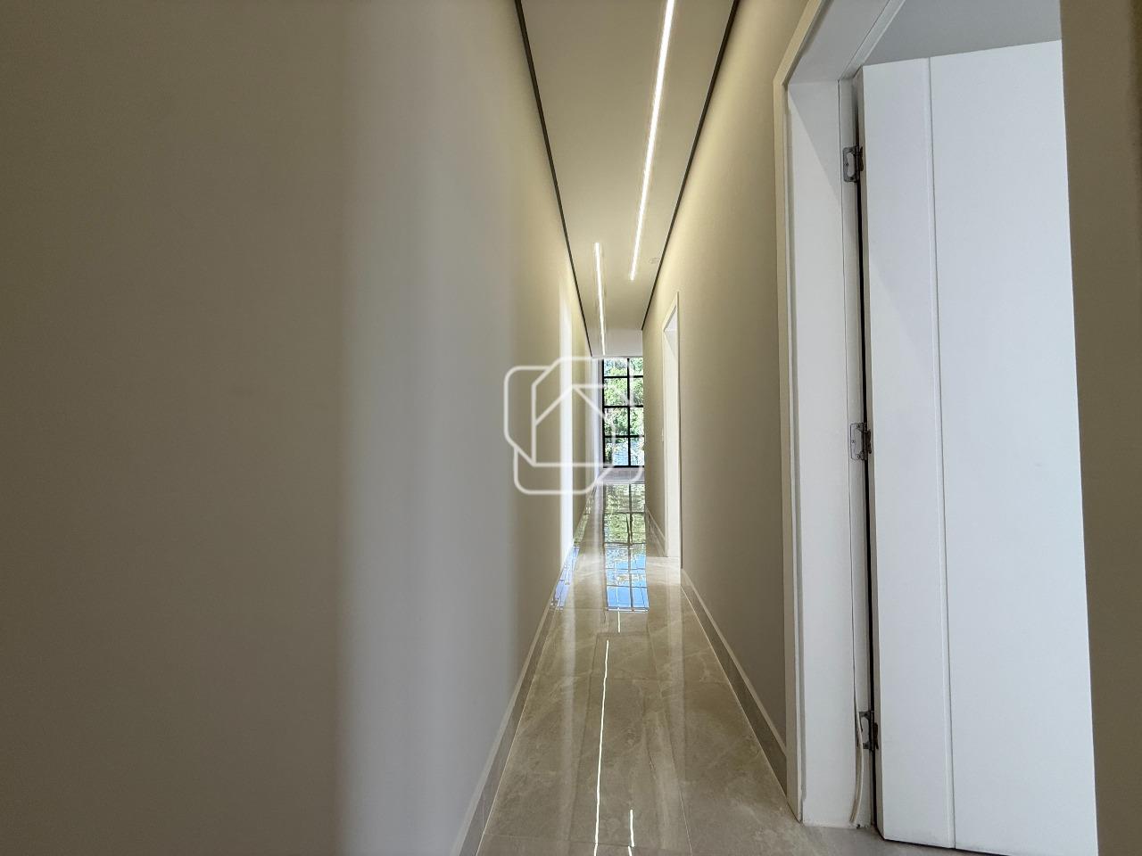 Casa de Condomínio à venda em Indaiatuba - SP - Residencial London Park: Corredor