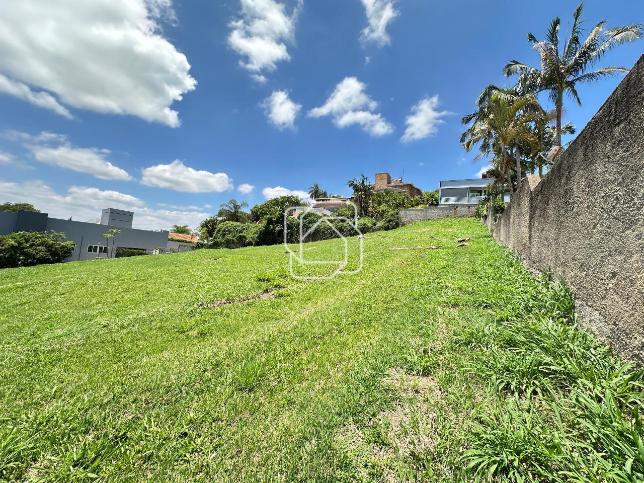 Terreno à venda em Itu - SP - Condomínio Campos de Santo Antônio: 