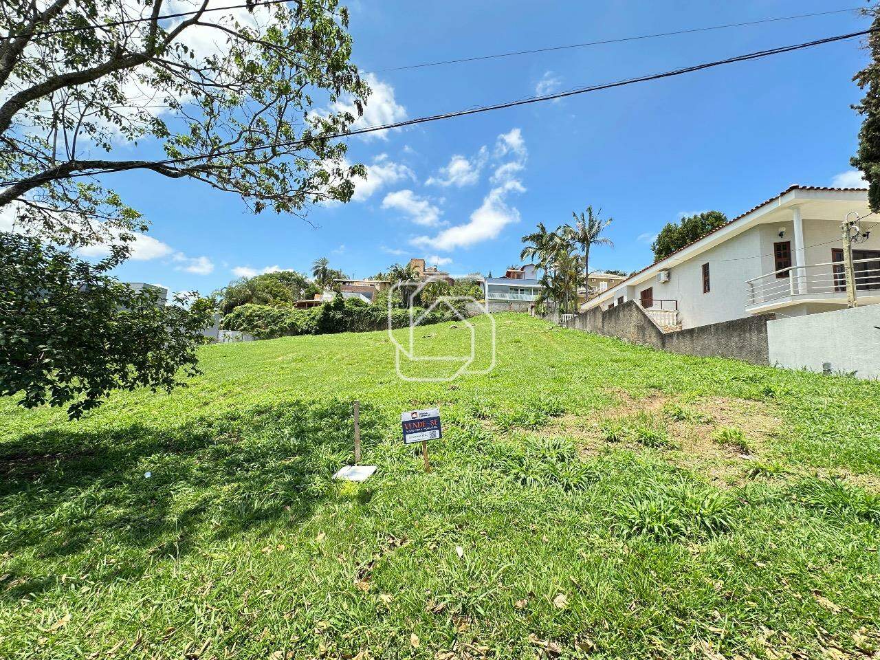 Terreno à venda em Itu - SP - Condomínio Campos de Santo Antônio: 