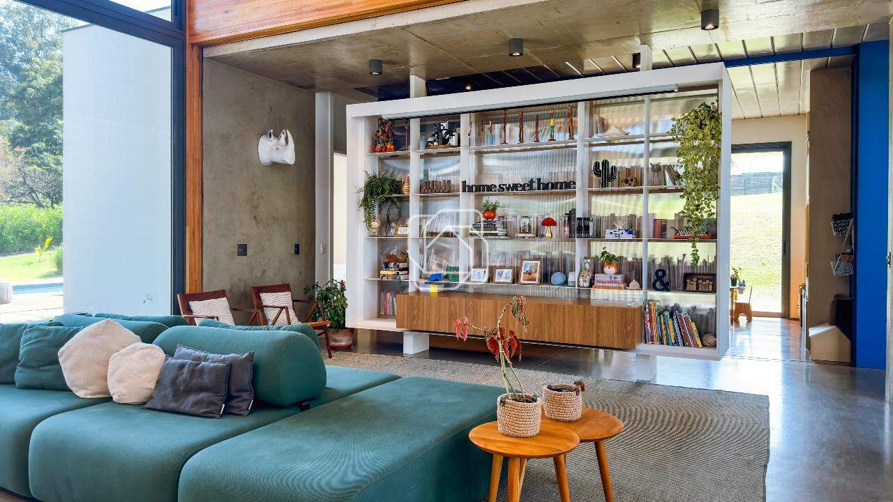 Casa de Condomínio à venda em Indaiatuba - SP - Lagos de Shanadu: Sala de estar