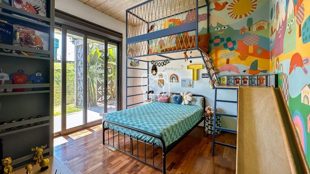 Casa de Condomínio à venda em Indaiatuba - SP - Lagos de Shanadu: Dormitório