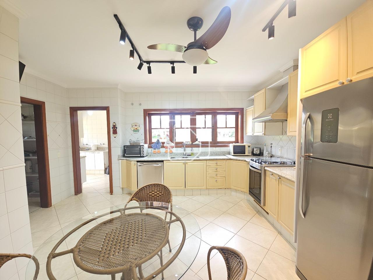 Casa de Condomínio à venda em Indaiatuba - SP - Recanto das Flores: Cozinha