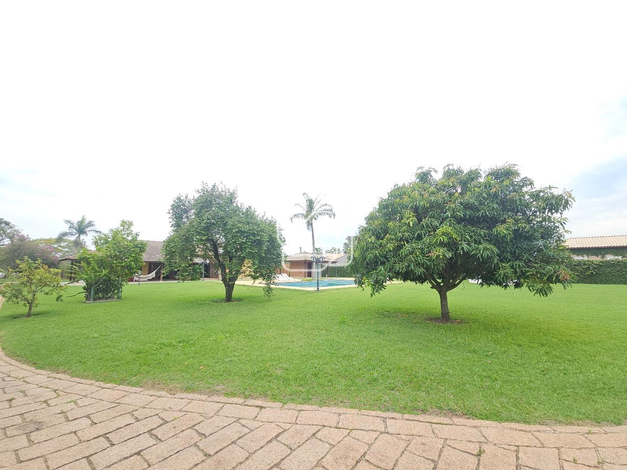 Casa de Condomínio à venda em Indaiatuba - SP - Recanto das Flores: Área externa