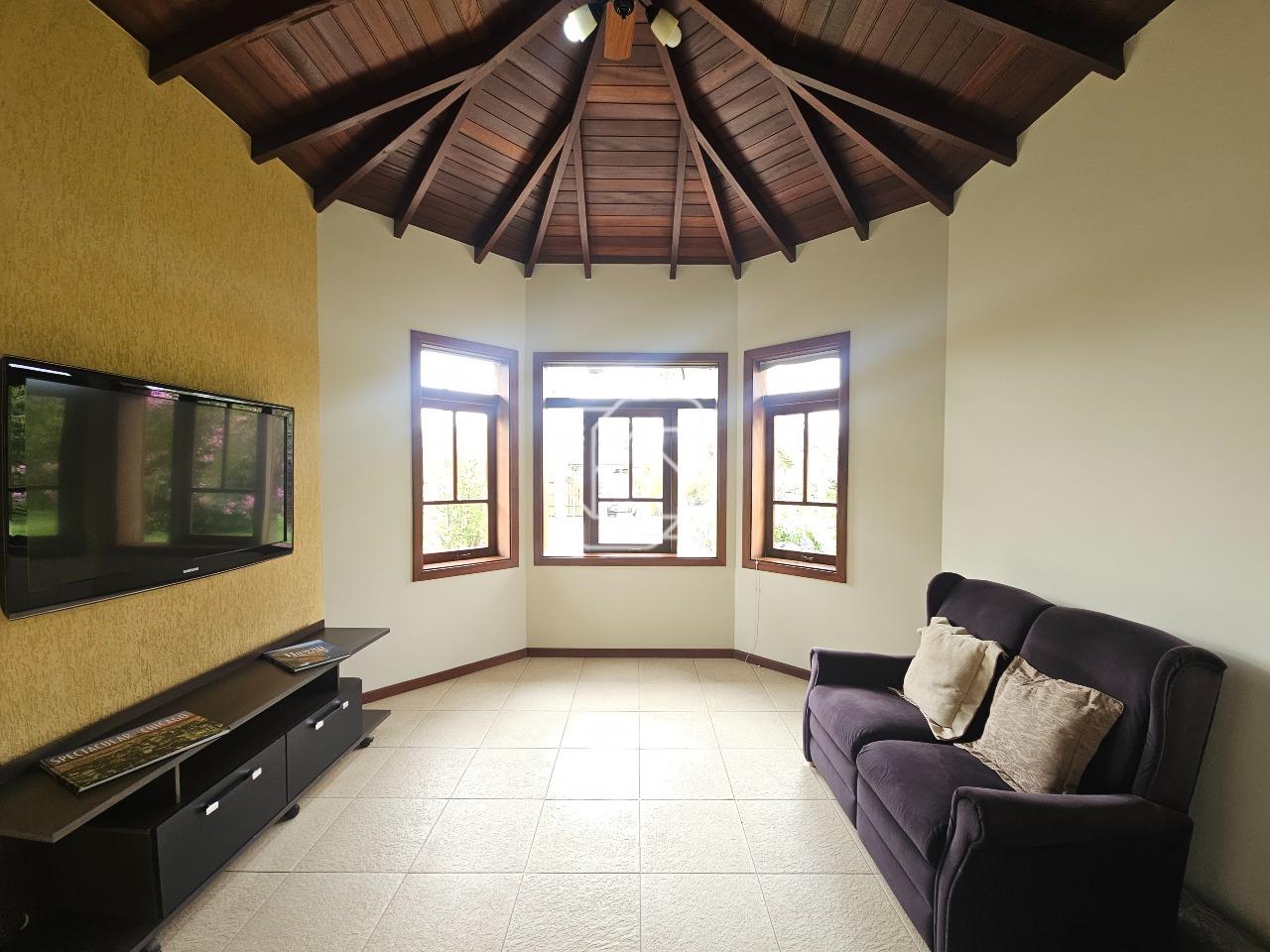 Casa de Condomínio à venda em Indaiatuba - SP - Recanto das Flores: Sala de TV