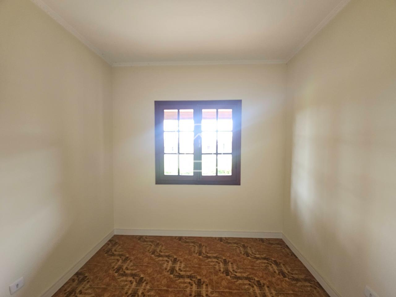 Casa de Condomínio à venda em Indaiatuba - SP - Recanto das Flores: Dormitório da casa de hóspedes