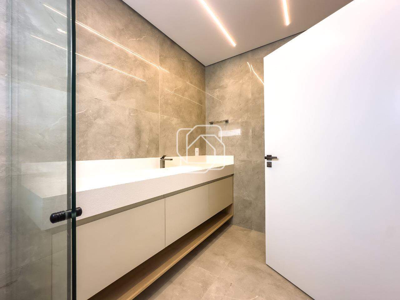 Casa de Condomínio à venda em Indaiatuba - SP - Chácara Polaris: Banheiro