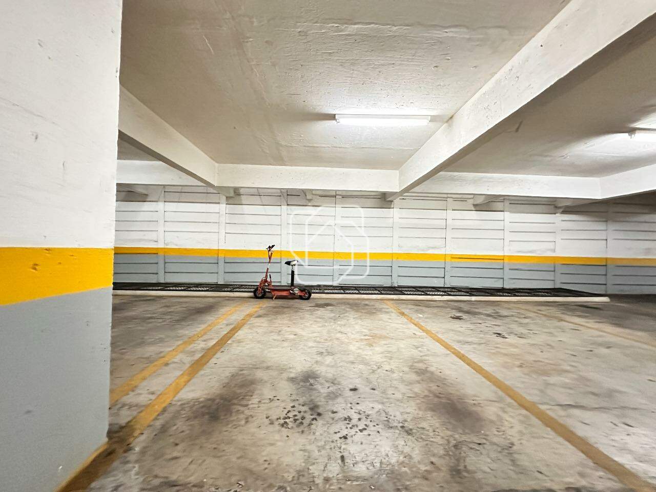 Apartamento à venda em Indaiatuba - SP - Condomínio Residencial Due: Garagem