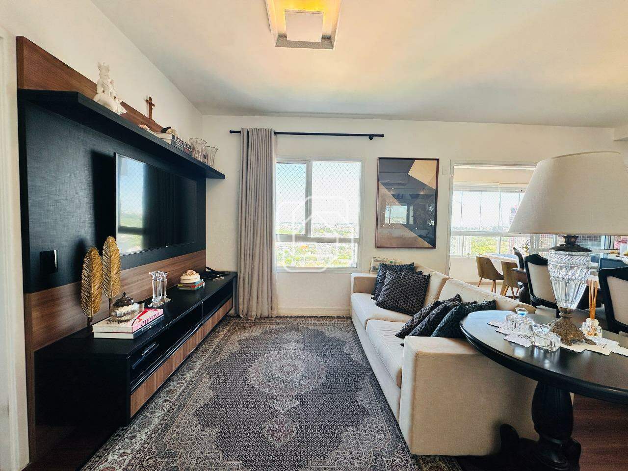 Apartamento à venda em Indaiatuba - SP - Condomínio Residencial Due: Sala de estar