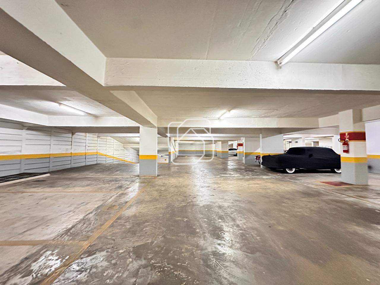 Apartamento à venda em Indaiatuba - SP - Condomínio Residencial Due: Garagem