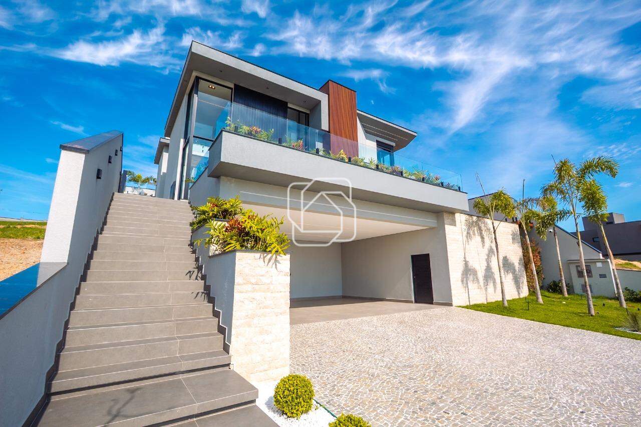 Casa de Condomínio à venda em Indaiatuba - SP - Parque Villa dos Pinheiros: Fachada