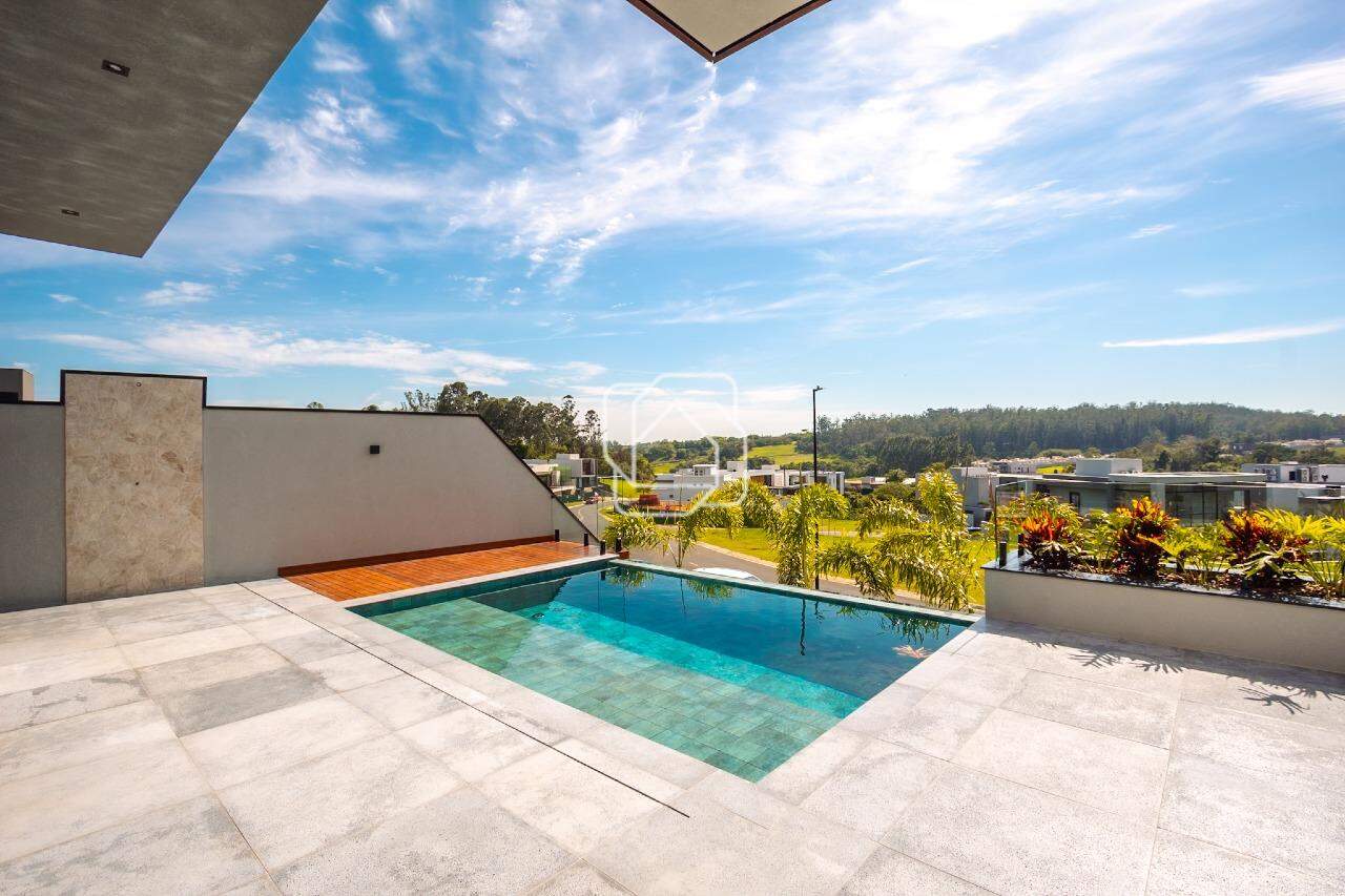 Casa de Condomínio à venda em Indaiatuba - SP - Parque Villa dos Pinheiros: Área da piscina