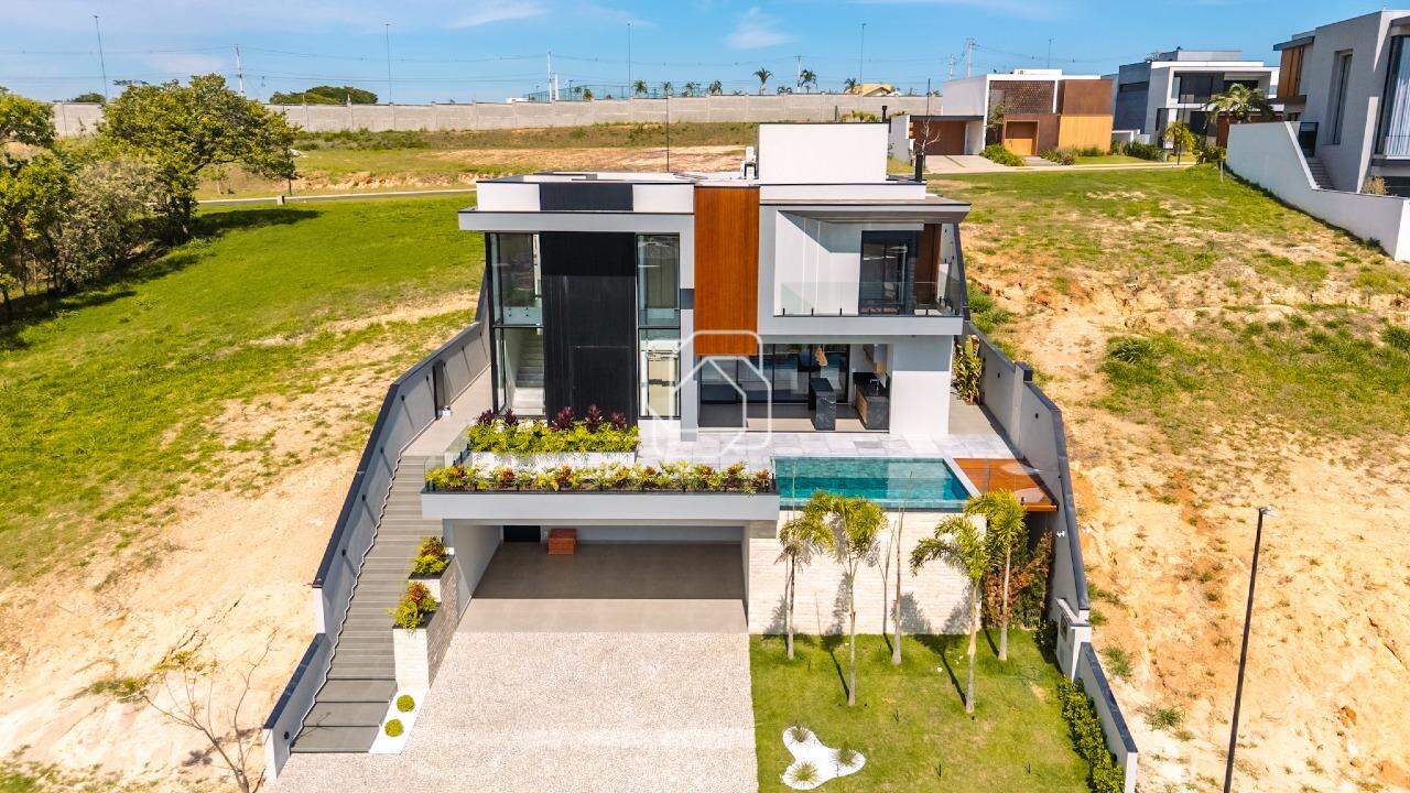 Casa de Condomínio à venda em Indaiatuba - SP - Parque Villa dos Pinheiros: Visão geral do imóvel