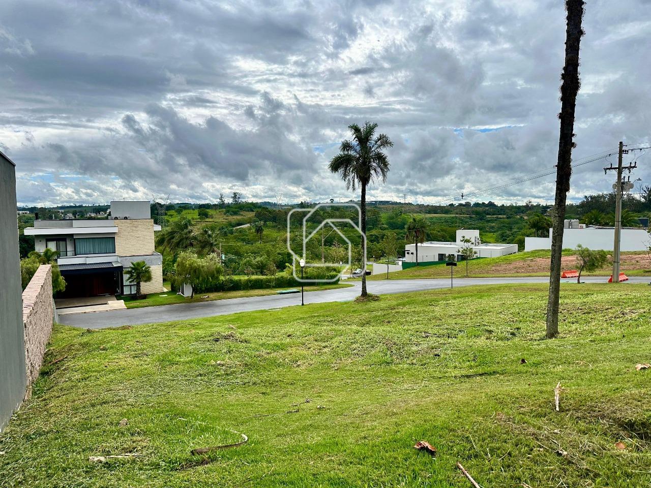 Terreno à venda em Itu - SP - Condomínio Villas do Golfe: 