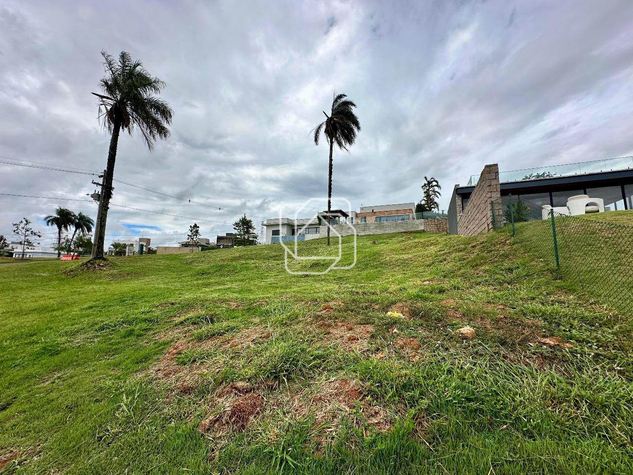 Terreno à venda em Itu - SP - Condomínio Villas do Golfe: 