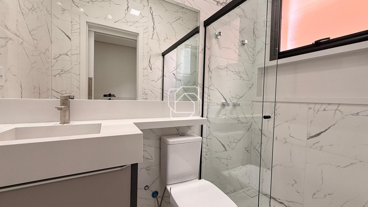 Casa de Condomínio à venda em Indaiatuba - SP - Jardim Residencial Dona Maria Cândida: Banheiro