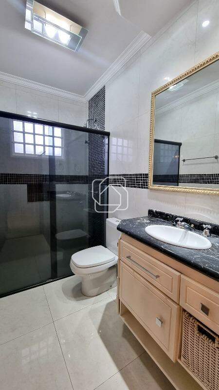 Casa de Condomínio à venda em Indaiatuba - SP - Jardim Vila Paradiso: Banheiro
